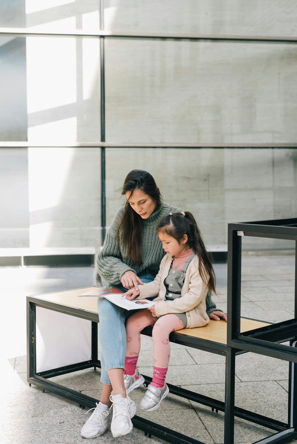 Congé parental d'éducation : droits et aides pour indépendants